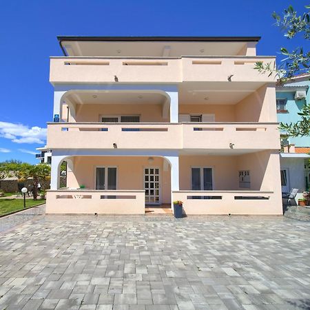 Apartmani Assa Krk Крк Экстерьер фото